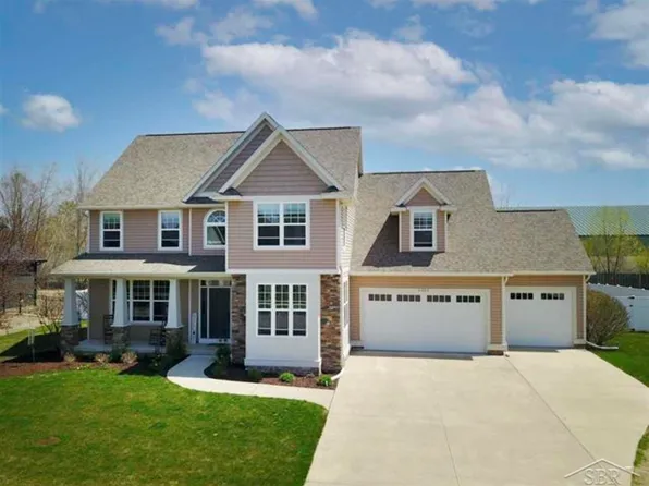 6202 Shirewood Cir, Midland, MI 48642
