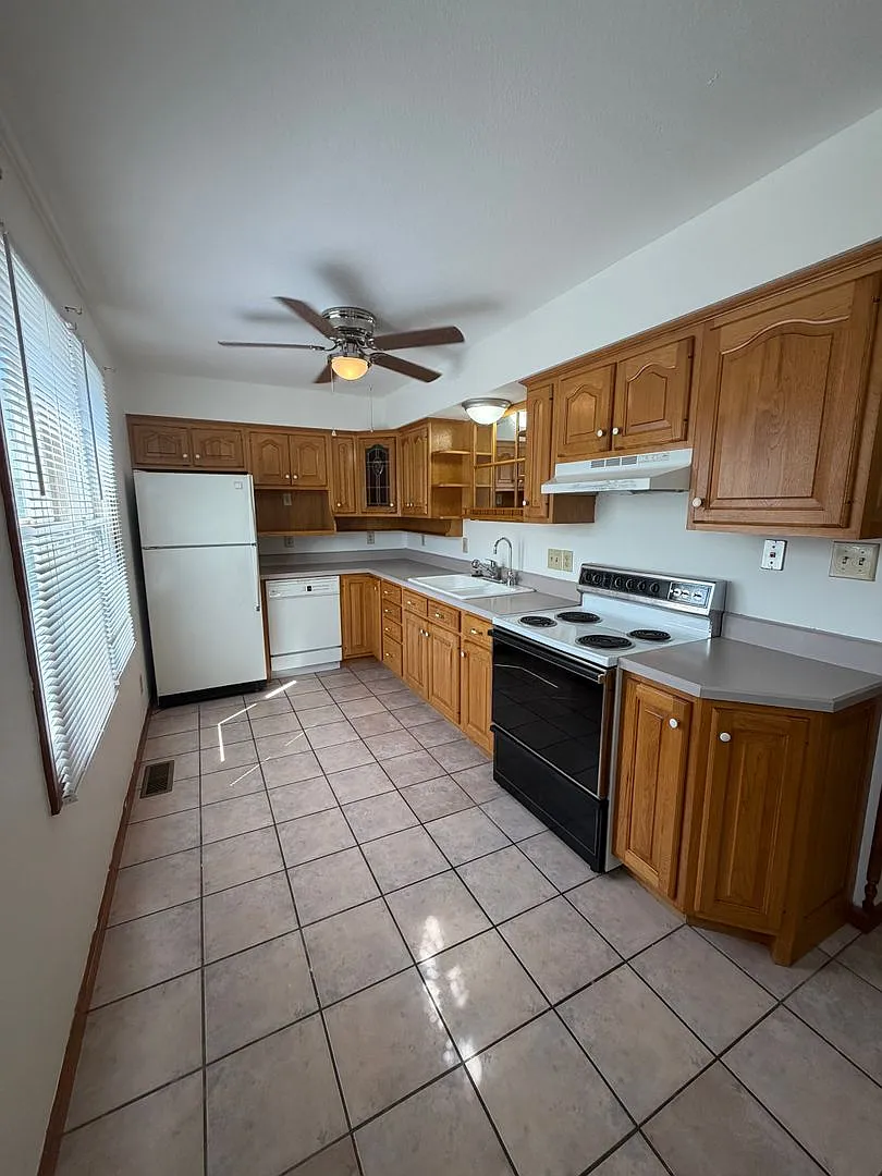 104 S Short Street — Photo 1