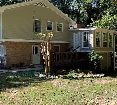 3rd image of 2479 Ellis Ct