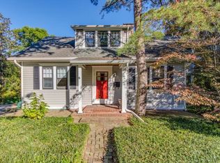 212 N Elm Ave, Saint Louis, MO