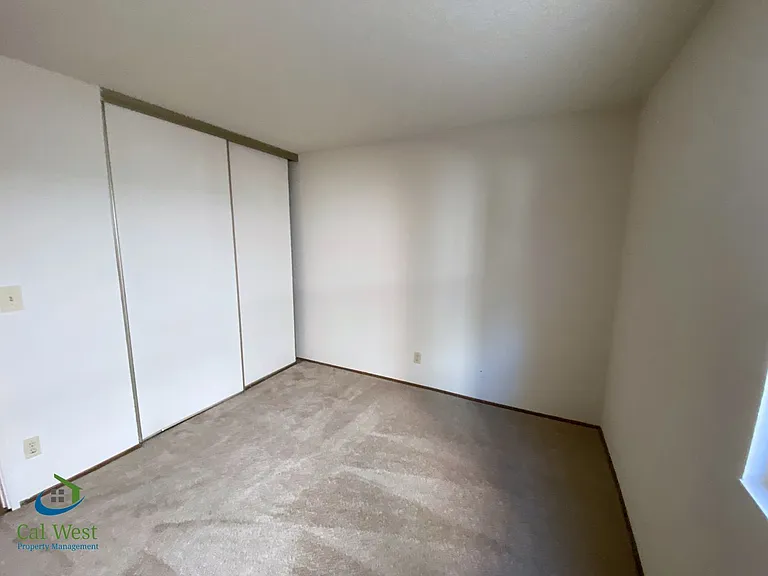 421 Gwinn Ct — Photo 20
