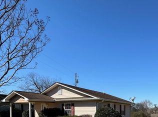 13048 S Radio Station Rd, Seneca, SC 29678