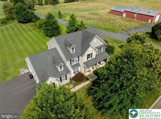 1801 Candlewyck Ln, Green Lane, PA 18054