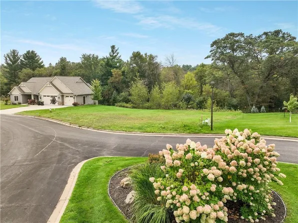 2377 Augusta Court, Altoona, WI 54720