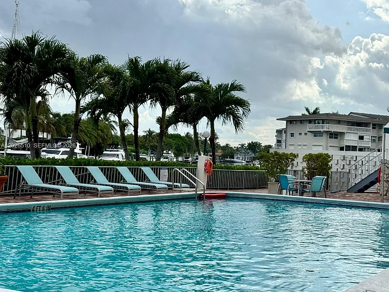 401 Golden Isles Dr #614 — Photo 46