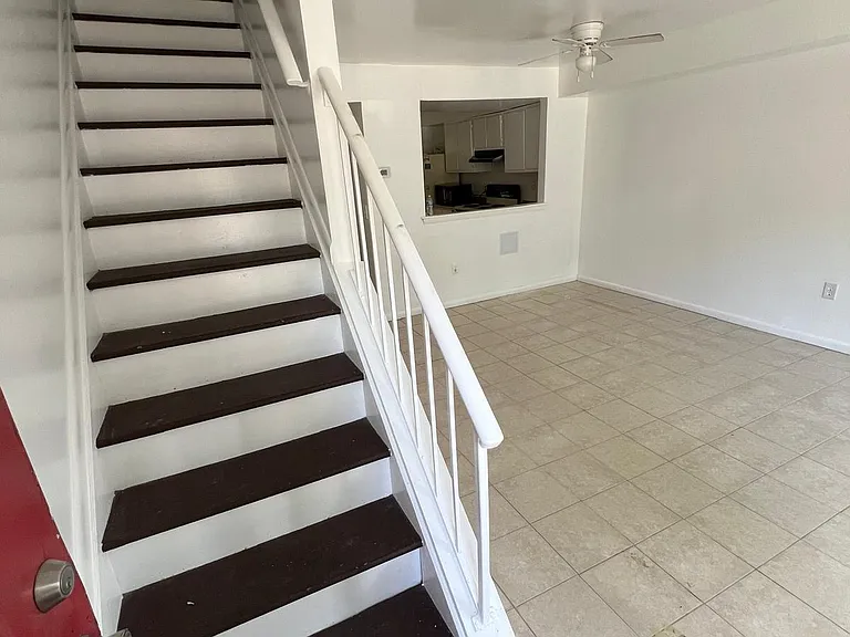 3665 Tavern Way — Photo 4