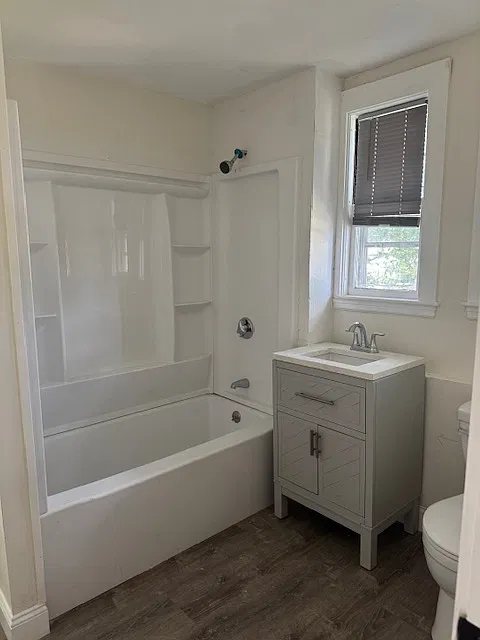 408 Union St — Photo 3