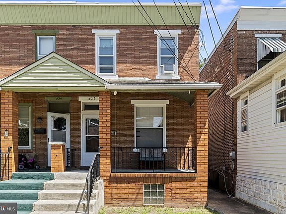 3rd image of 226 Parker Ave