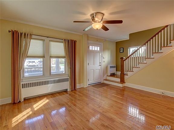 2nd image of 18 Garfield Pl