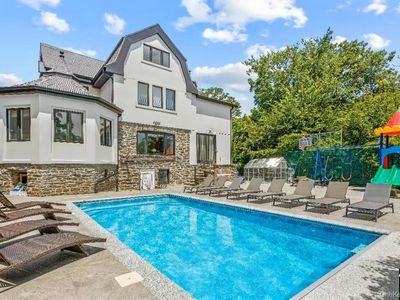 115-18 Mayfair Road, Richmond Hill, NY, 11418