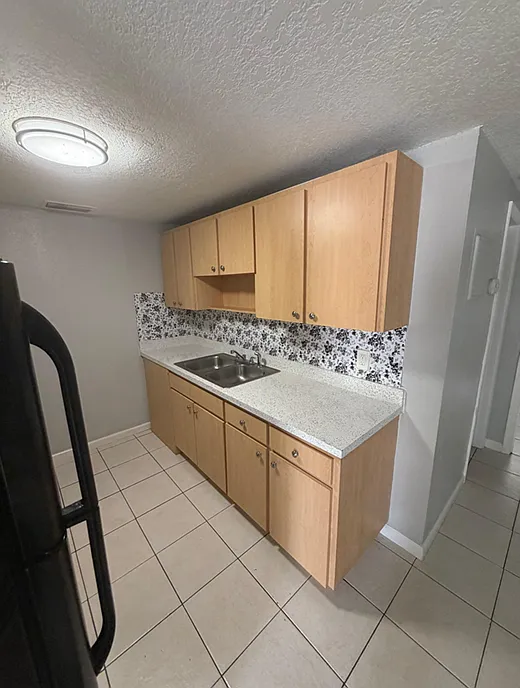 Terrace Hill Apartments - 4219 E Okara Rd - Unit A — Photo 4
