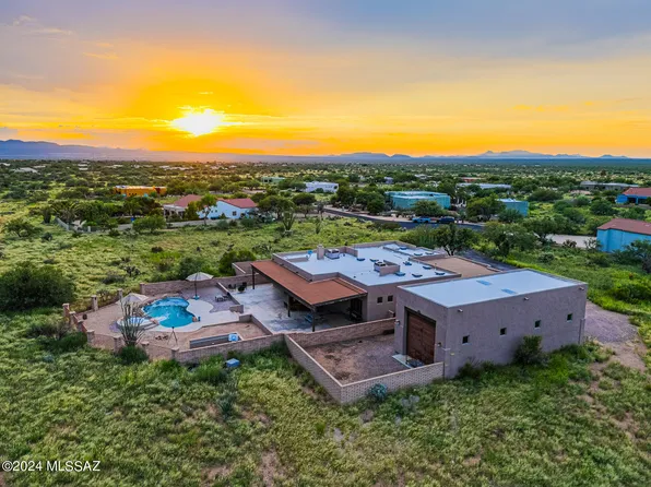9450 E Still Springs Pl, Vail, AZ 85641
