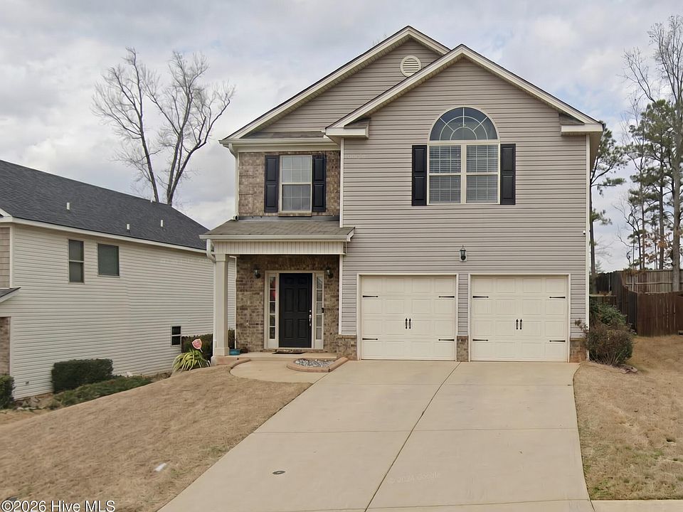 1st image of 472 Lory Lane