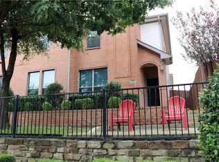 920 S Waterview Dr, Richardson, TX 75080