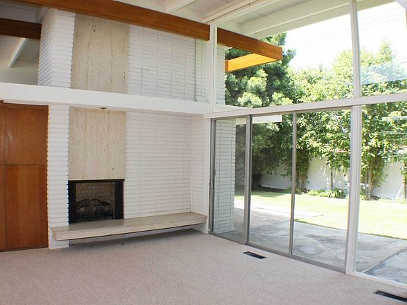 3rd image of 5535 W 64th St