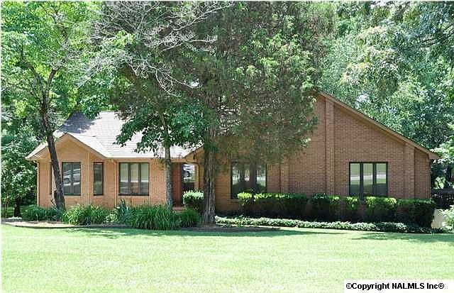 1st image of 127 Southwood Dr