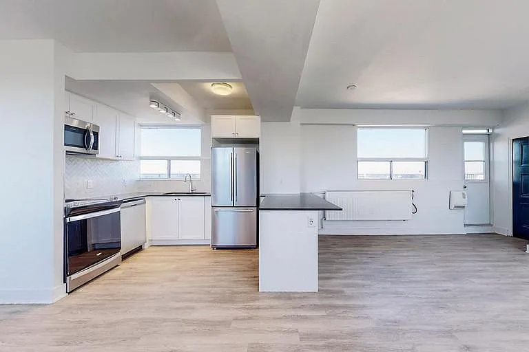 70 Spadina Rd — Photo 6