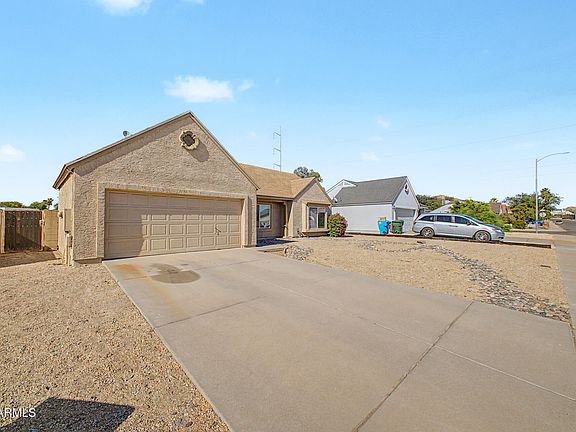 2nd image of 1118 E UTOPIA Road