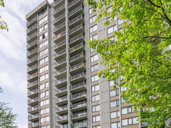 1330 Harwood St #1703, Vancouver, BC V6E 1S8