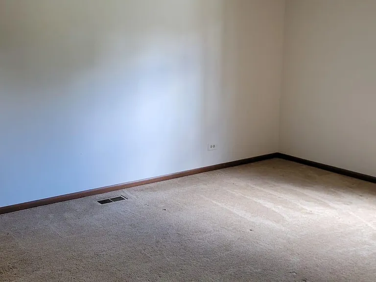 1076 Manchester Ct #1076 — Photo 9