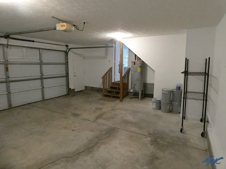 419 Conhocken Ct — Photo 27