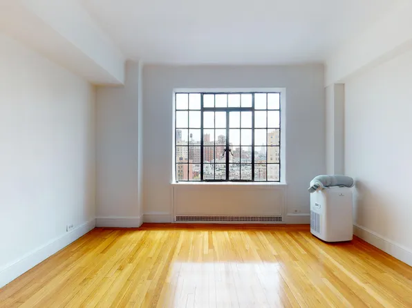 1 Christopher Street image 4 of 22