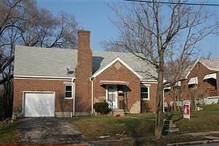 1st image of 3819 E 3rd St