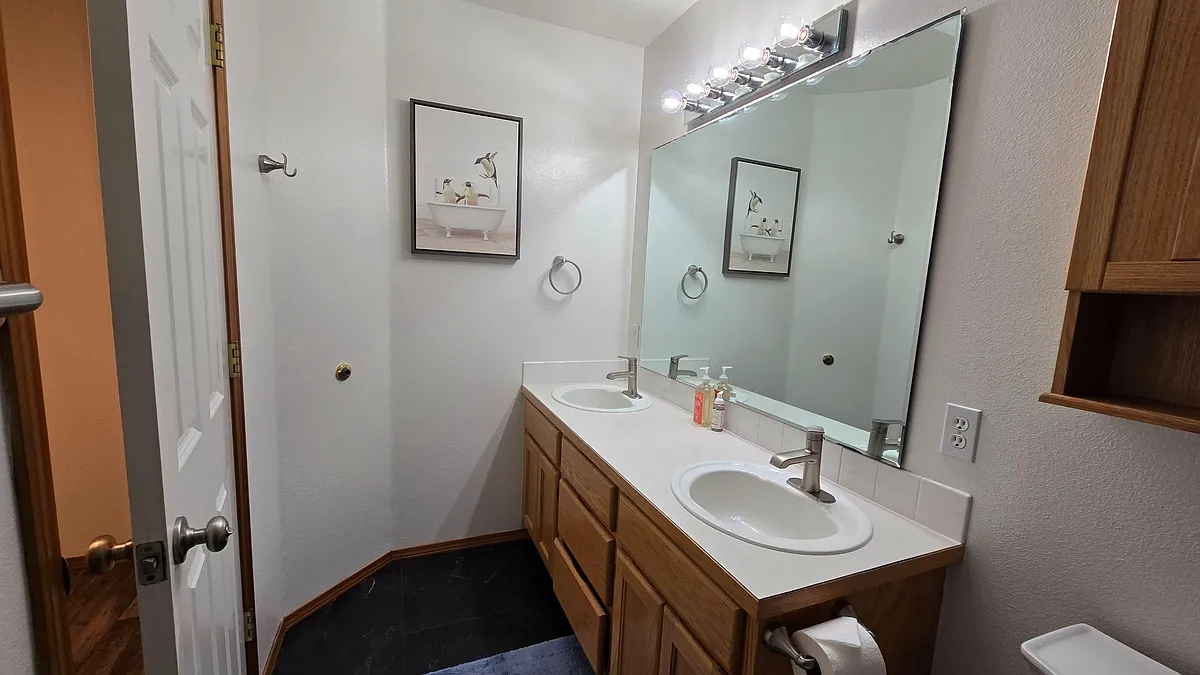 Main Bathroom - Rhodora Heights Rd