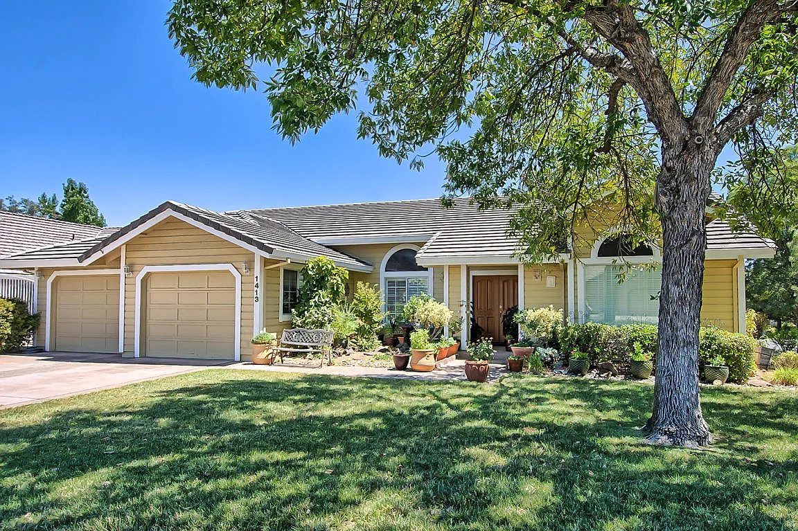 1413 River Ridge Dr photo 1