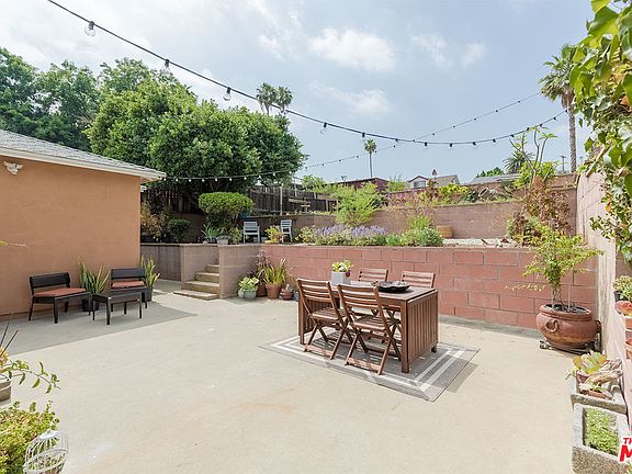 3rd image of 6233 Oak Crest Way