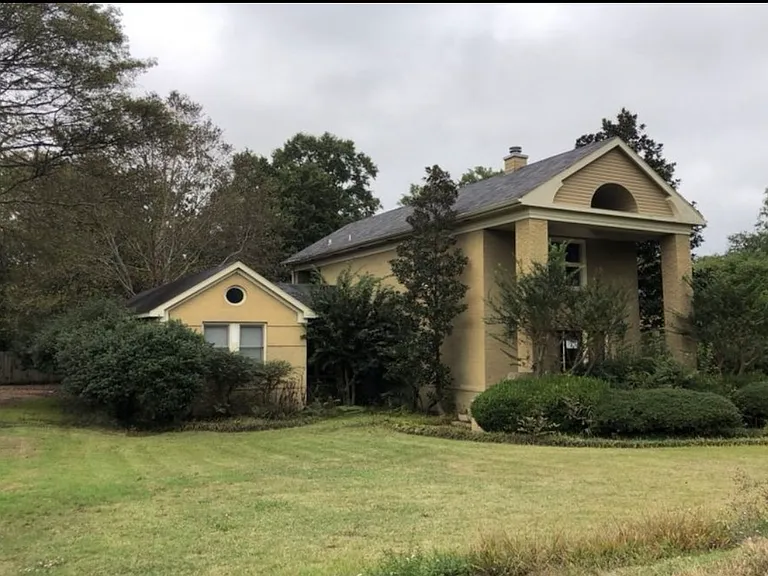 409 Bell Ave — Photo 2