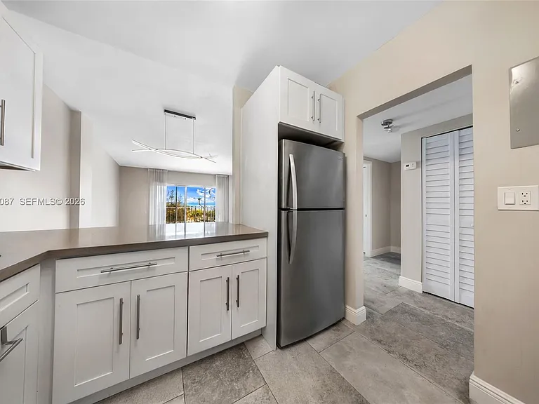 1455 N Treasure Dr #6N — Photo 17