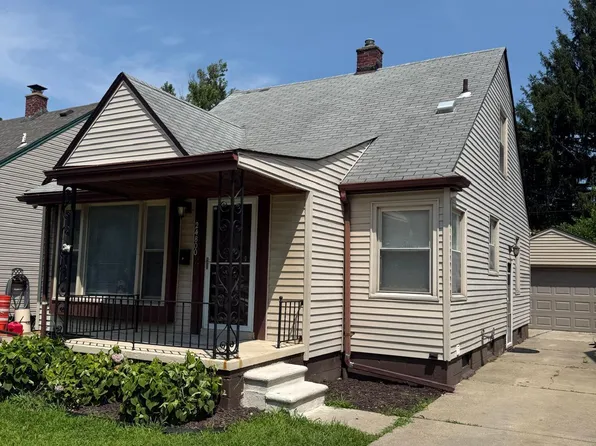 24800 SW Cherry St, Dearborn, MI 48124