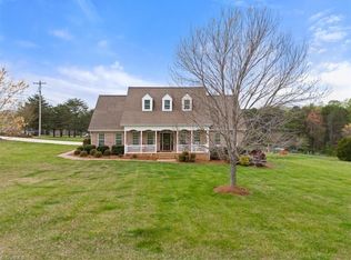 7299 Blue Water Dr, Belews Creek, NC 27009