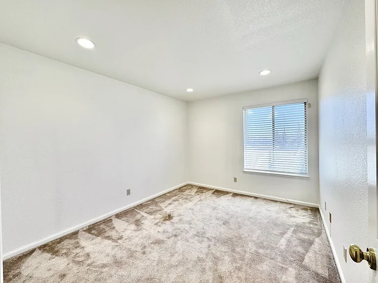 4378 Conejo Dr — Photo 27