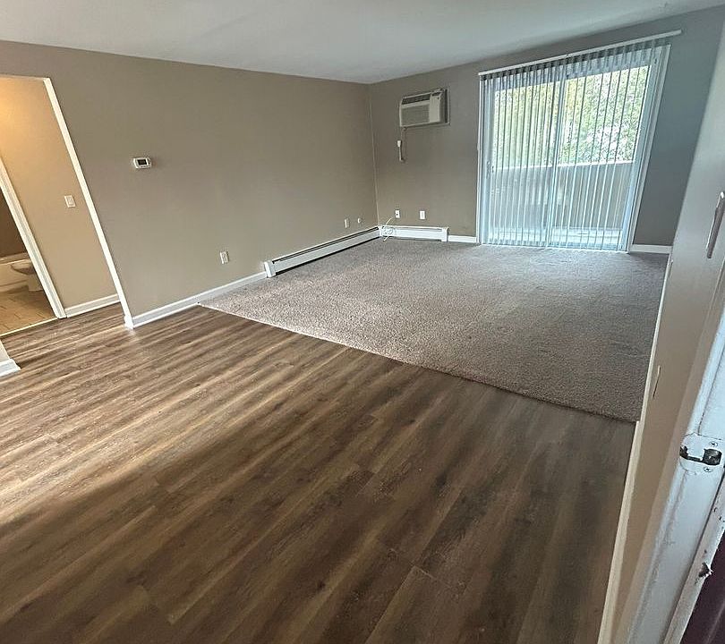 2nd image of 59 State St APT E10