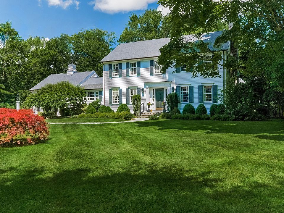 Classic Elegance Meets Modern Style in this Warm and Inviting Greenfield Hill Colonial