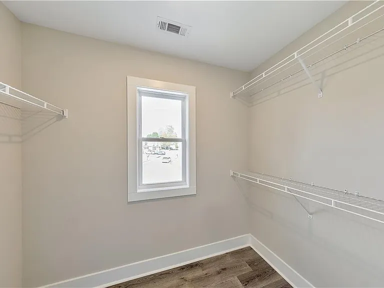 336 Nobleman Way — Photo 21