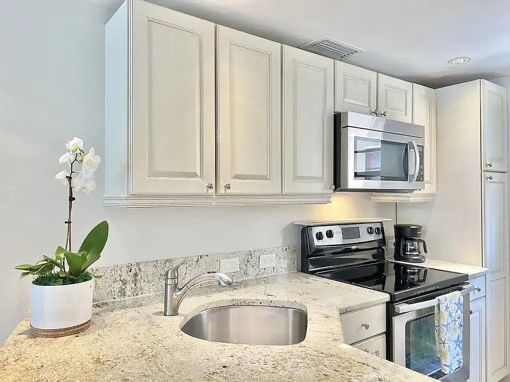 2 bed, 1075 sqft, $4,000 — Photo 4