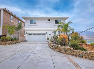 9854 Apple St, Spring Valley, CA 91977