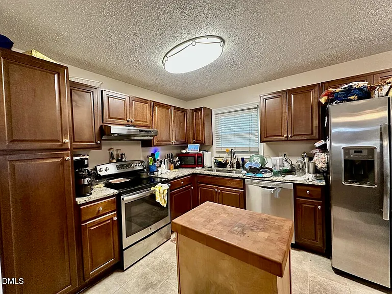 2201 Wise Pl — Photo 4