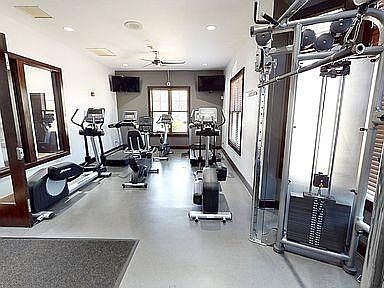 1st image of 816 Greenwood Cir #301