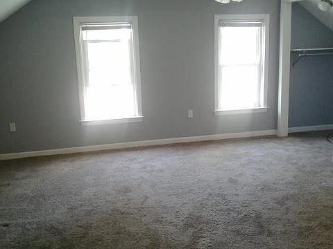 2nd image of 187 Delaware St