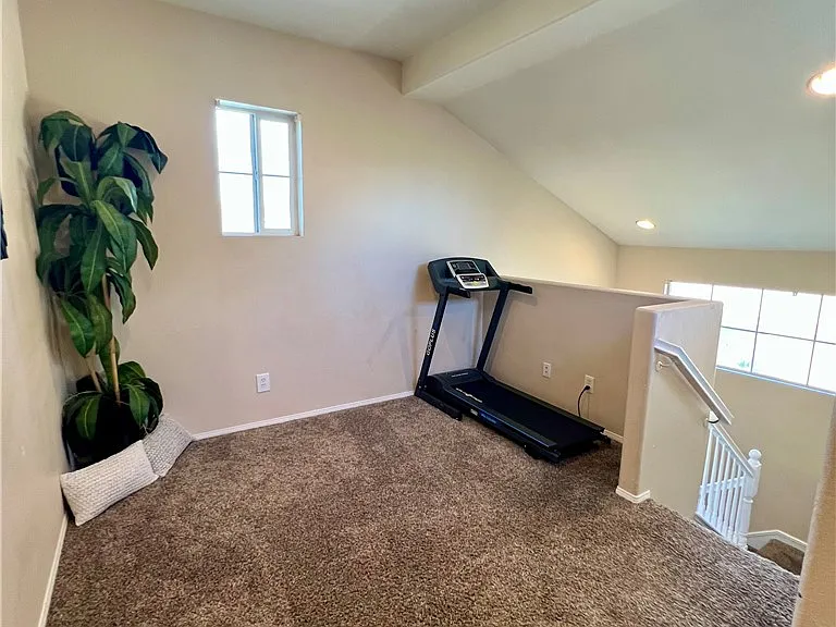 1148 Arrowhead Ave — Photo 12