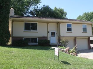 4961 Glasgow Ave, Omaha, NE 68157