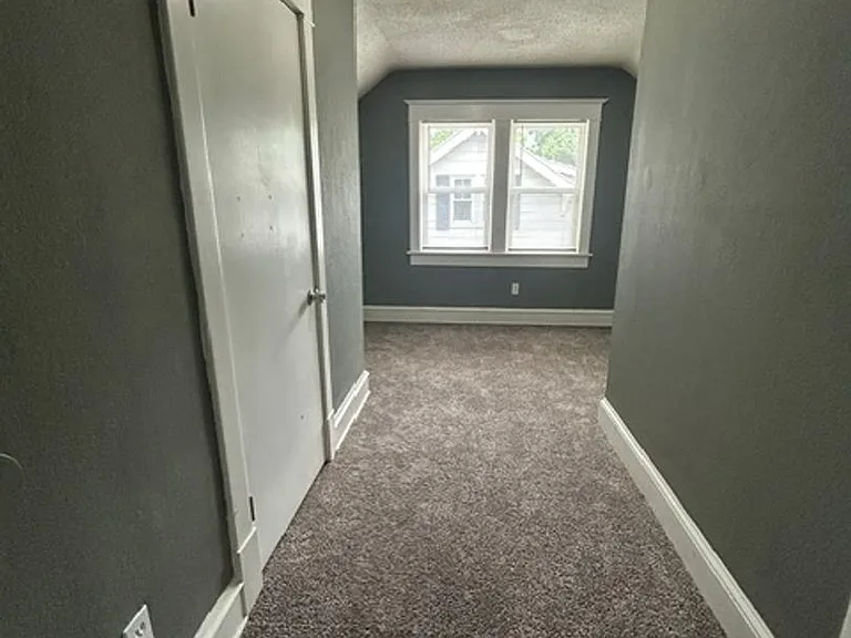 1706 S Arlington Ave — Photo 17