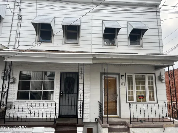 330 S Apple St, Mount Carmel, PA 17851