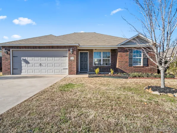 14748 S Fern Pl, Glenpool, OK 74033
