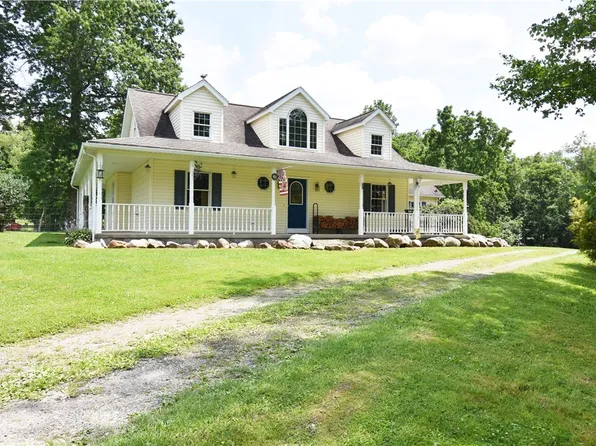 334 Fullingmill Rd, Mercer, PA 16137