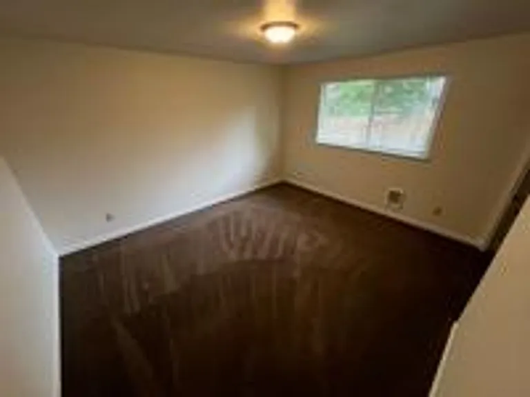 3996 Linn Ave SE — Photo 8